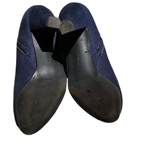 X Appeal size 39 (USA size 8) heeled bootie navy excellent condition see pics - Picture 4 of 4